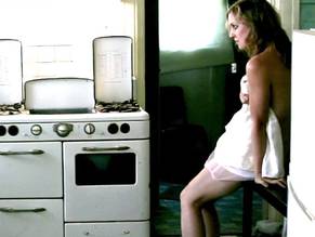 Julia Sandberg Hansson in Junkie, photo 12