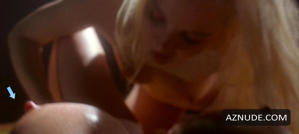 Kylie Ireland in Strange Days, photo 1