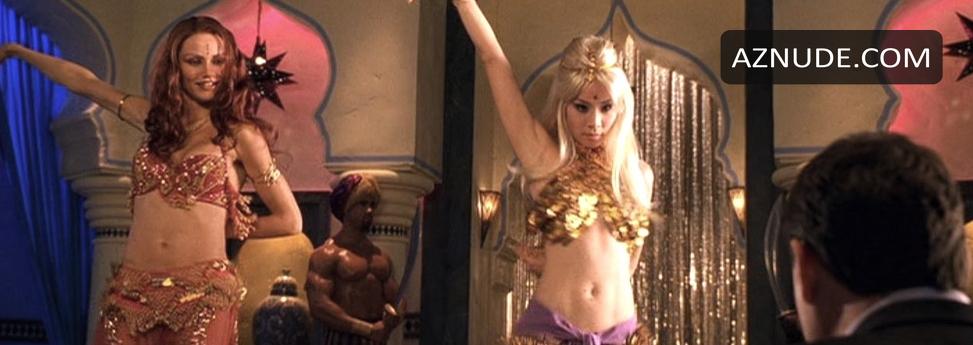 Lucy Liu in Charlie's Angels, photo 1
