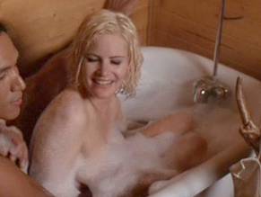 Jennifer Jason Leigh in Skipped Parts, photo 16