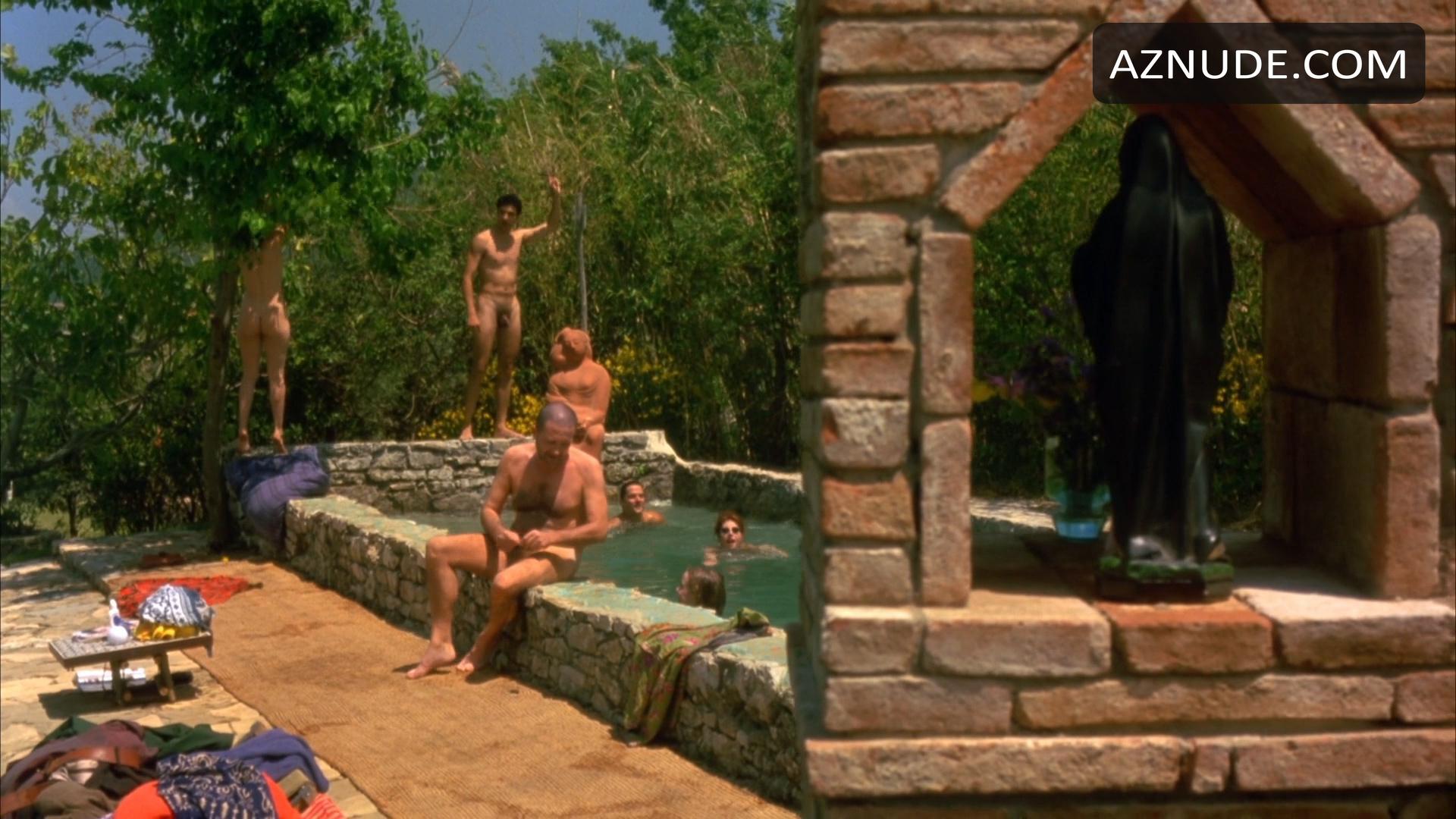 Rachel Weisz in Stealing Beauty, photo 19