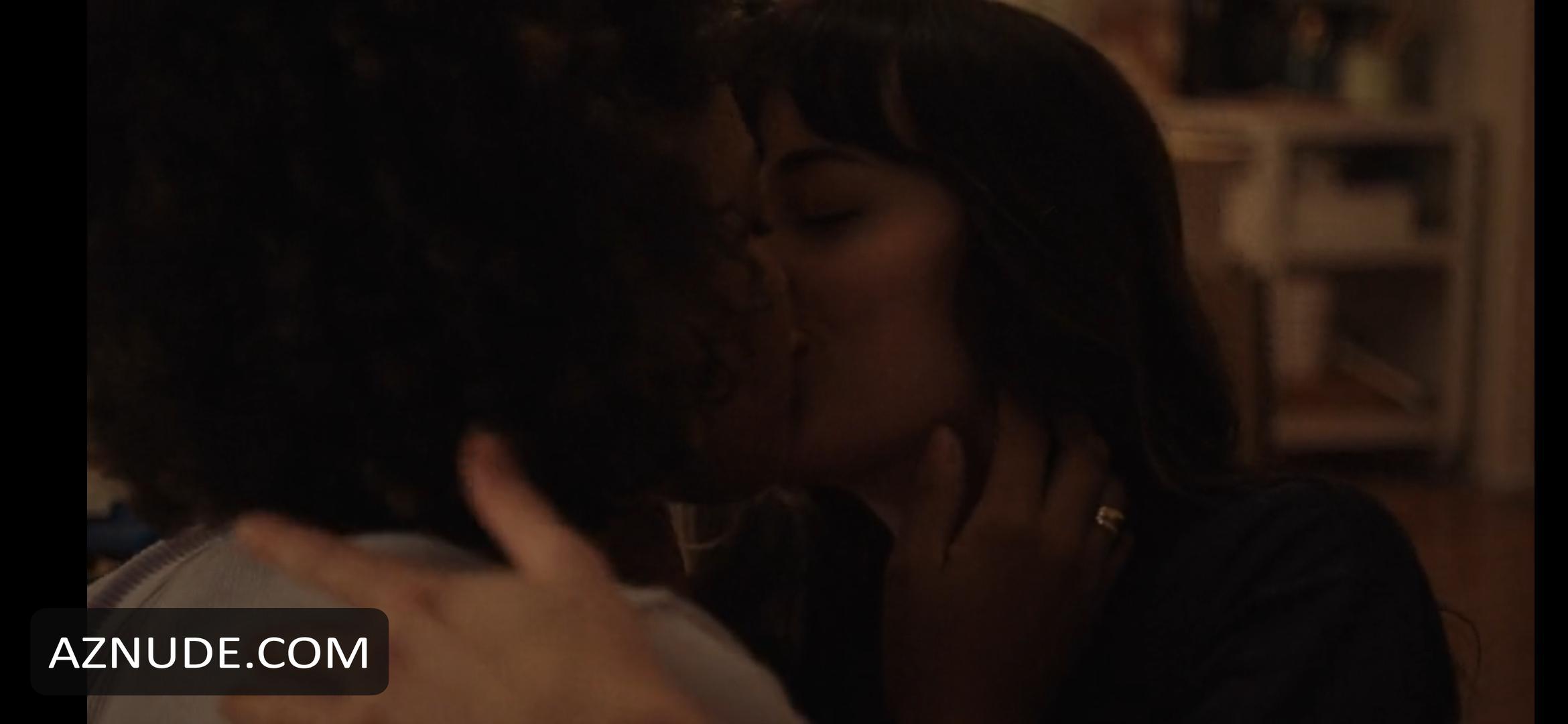 Kiersey Clemons in Am I Ok?, photo 1