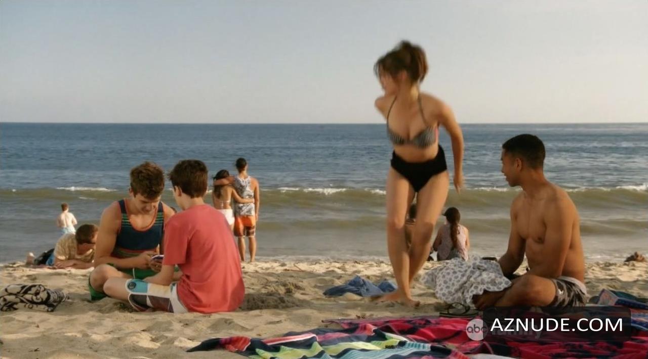 Maia Mitchell in The Fosters (2013-), photo 6