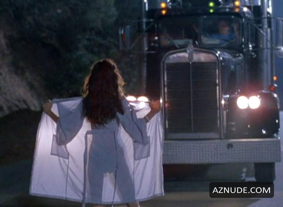 Marisa Tomei in Slums Of Beverly Hills, photo 6