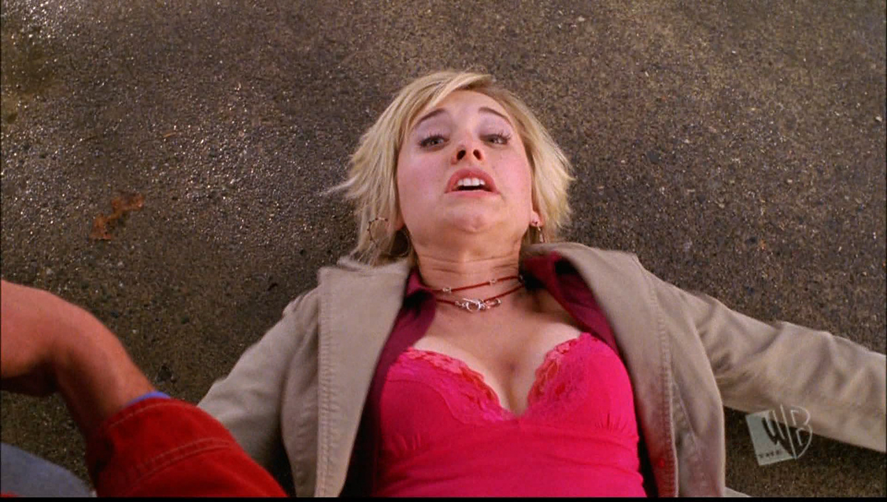 Allison Mack in Smallville, photo 1