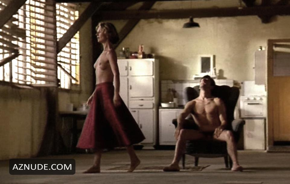 Nicole Garcia in Peril, photo 4