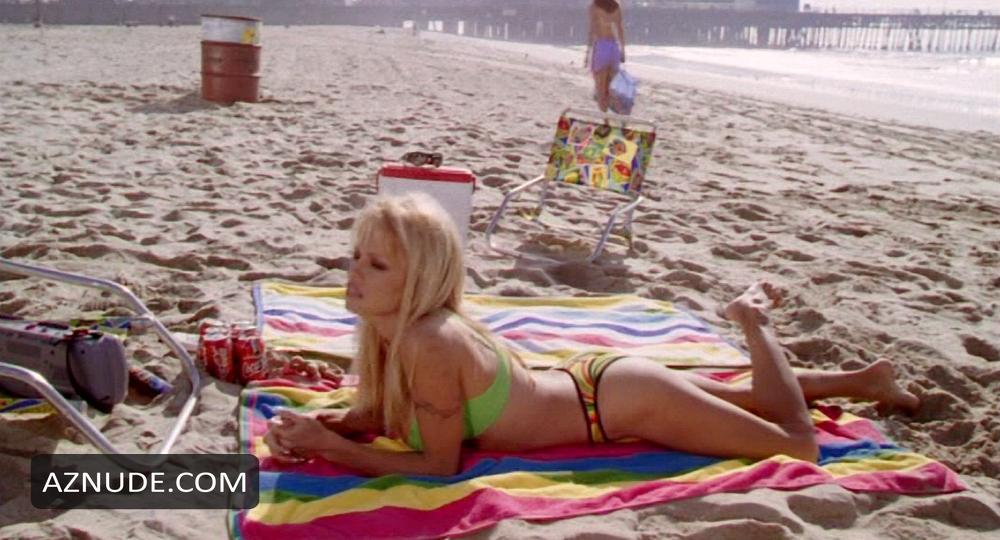 Pamela Anderson in V.i.p., photo 10