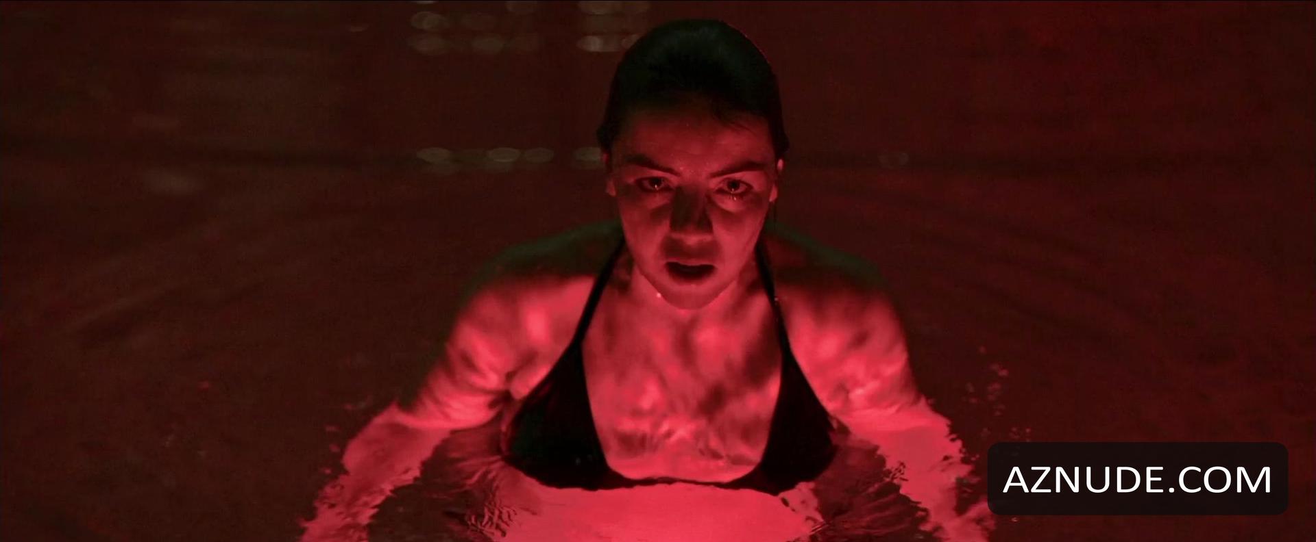 Anna Krotoska in Holiday, photo 26