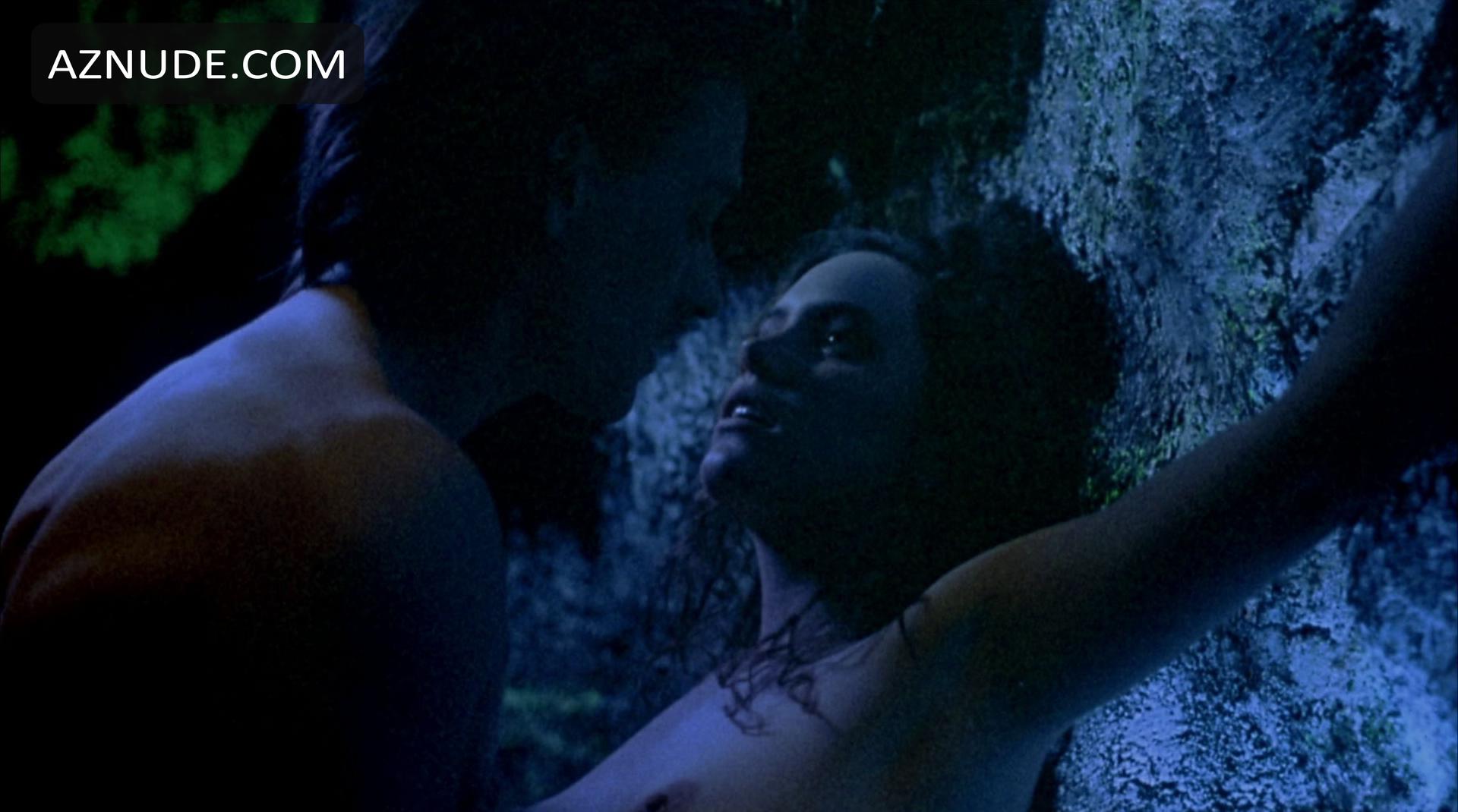 Ione Skye in Gas Food Lodging, photo 15