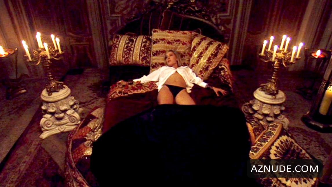 Ilona Elkin in Eternal, photo 6