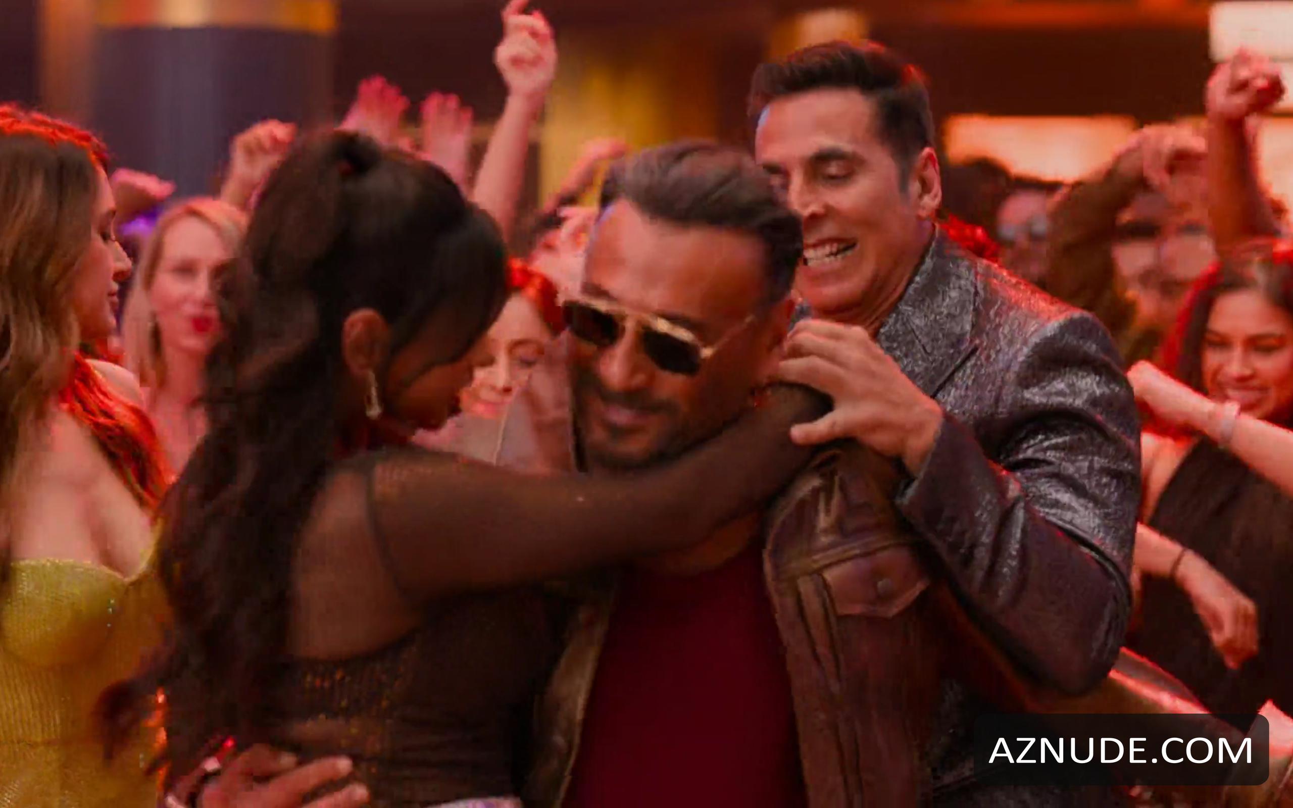 Soundarya Sharma in Housefull 4, photo 97