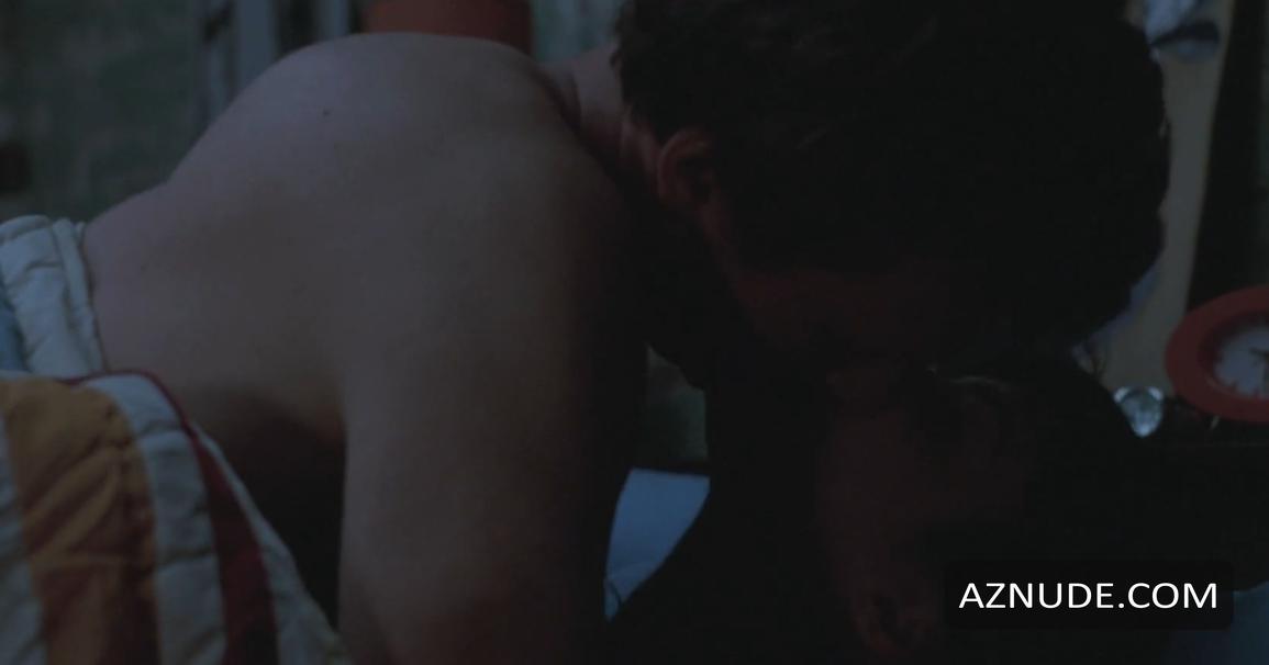 Krysten Ritter in How To Make Love To A Woman, photo 16