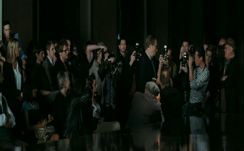 Virginie Efira in It Boy, photo 14