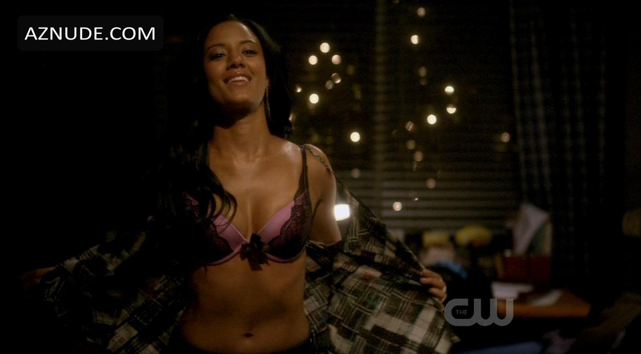 Heather Hemmens in Hellcats (2010-2011), photo 4