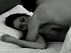 Eun-joo Lee in Virgin Stripped Bare by Her Bachelors, photo 19