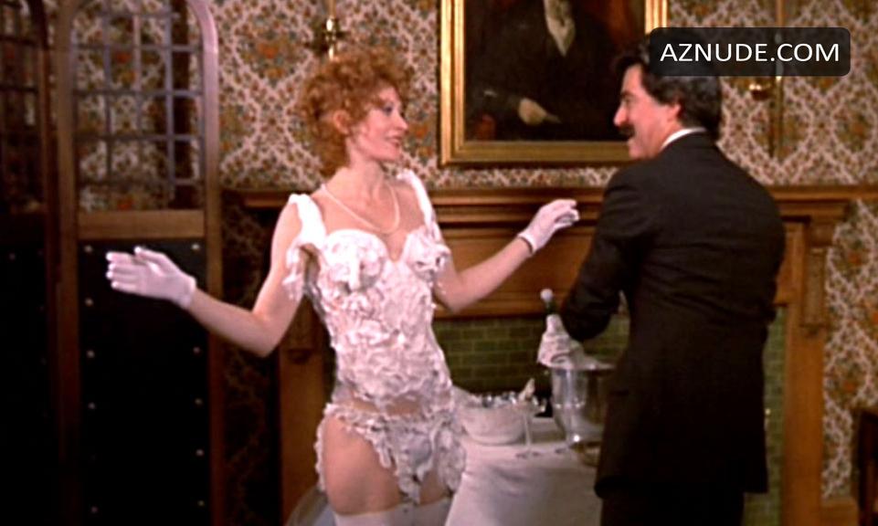 Anita Morris in The Happy Hooker, photo 5