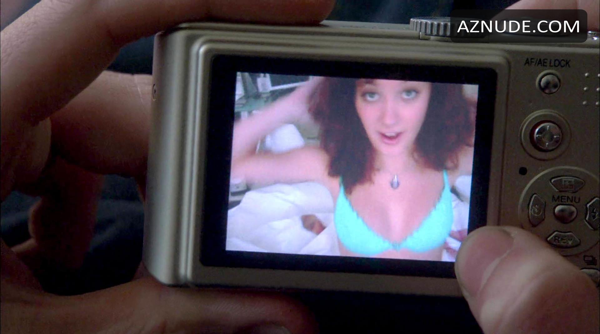 April Pearson in Skins, photo 26