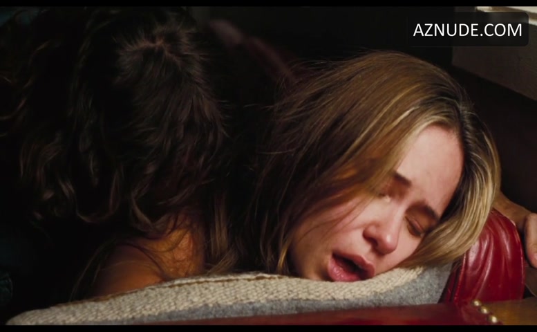Katherine Waterston in Inherent Vice, photo 1