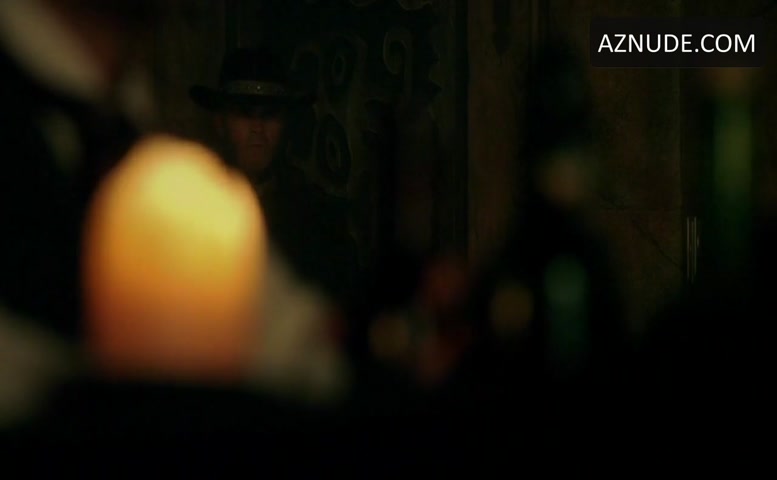 Eiza Gonzalez in From Dusk Till Dawn: The Series (2014-2015), photo 1