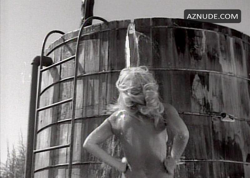 Lori Williams in Faster, Pussycat! Kill! Kill!, photo 1