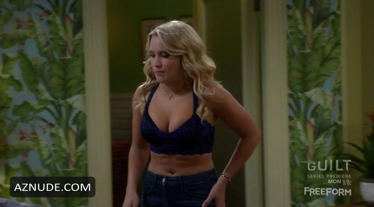Emily Osment in Young & Hungry (2014-), photo 14