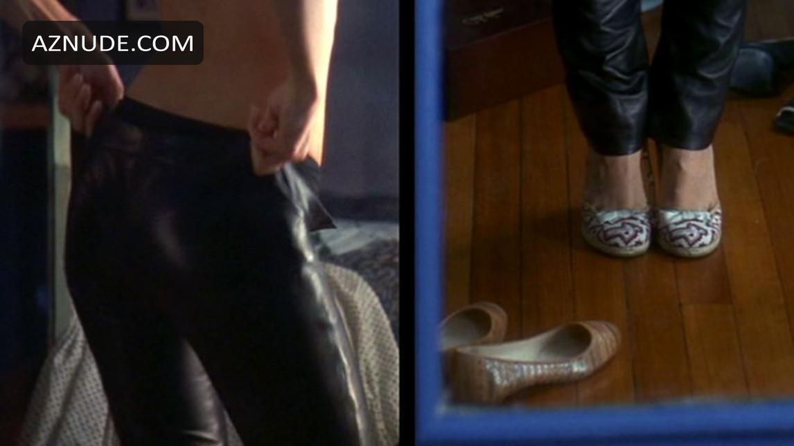 Sarah Michelle Gellar in Suburban Girl, photo 1