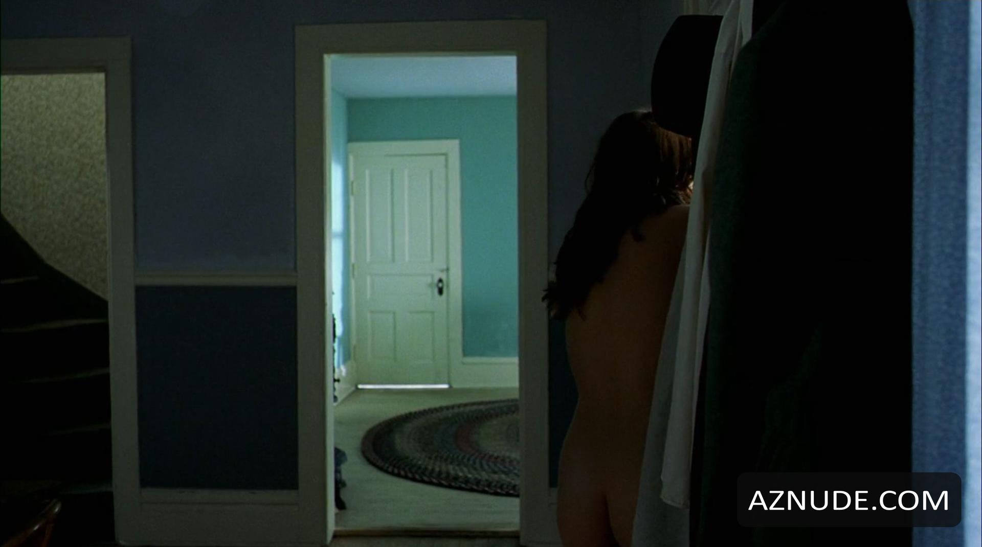 Elizabeth Reaser in Sweet Land, photo 11