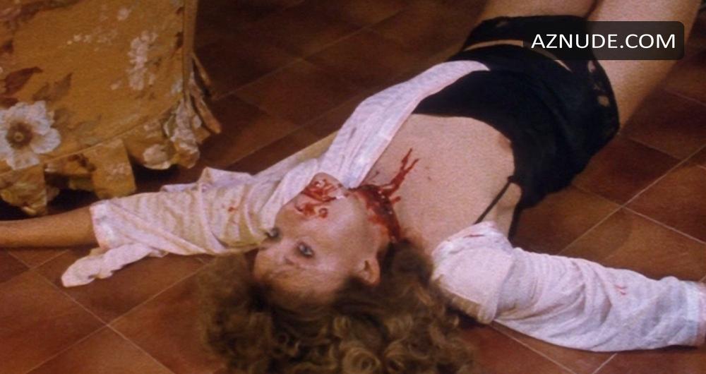 Malisa Longo in A Cat in the Brain, photo 5