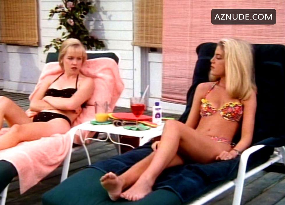 Tori Spelling in Beverly Hills, 90210 (1990-2000), photo 12