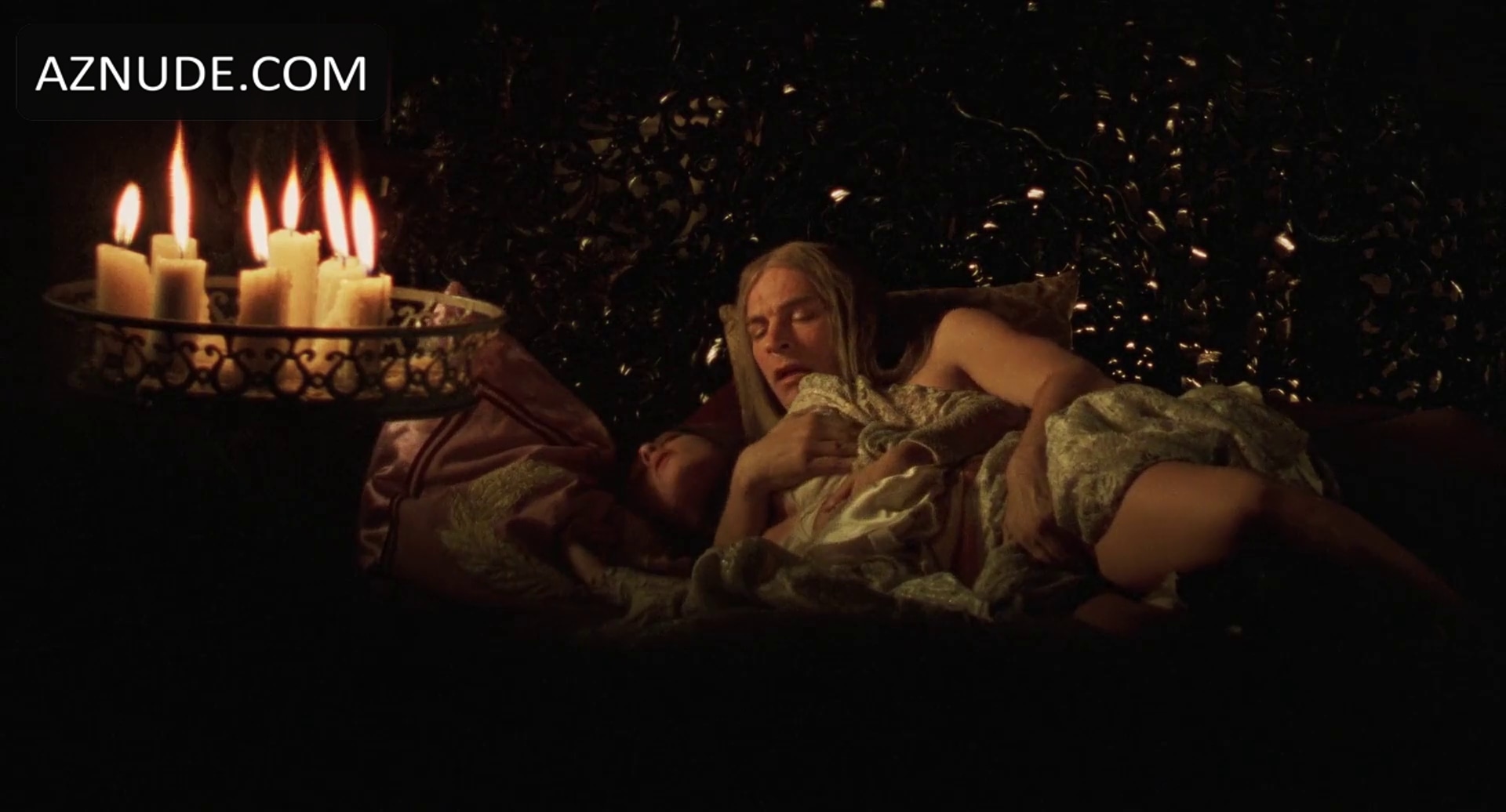Asia Argento in Phantom of the Opera, photo 11