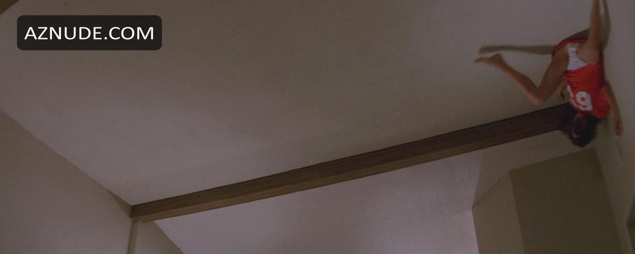 Jo Beth Williams in Poltergeist, photo 7