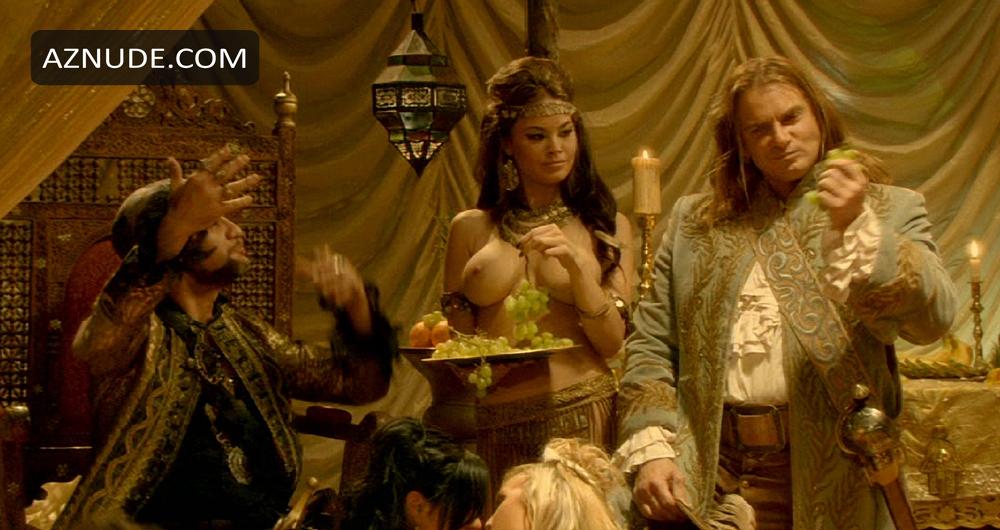 Pirates II: Stagnetti's Revenge in Pirates II: Stagnetti's Revenge, photo 1