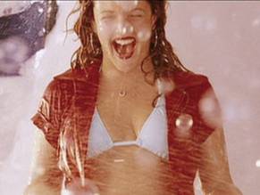 Drew Barrymore in Charlie's Angels: Full Throttle, photo 13