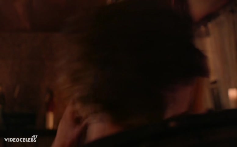 Magda Apanowicz in Dead Souls, photo 14