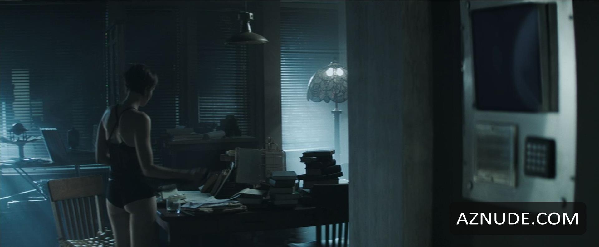 Brianne Davis in Synchronicity, photo 2