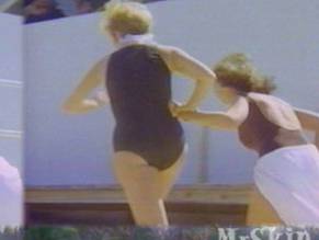 Shirley Jones in The Happy Ending, photo 7