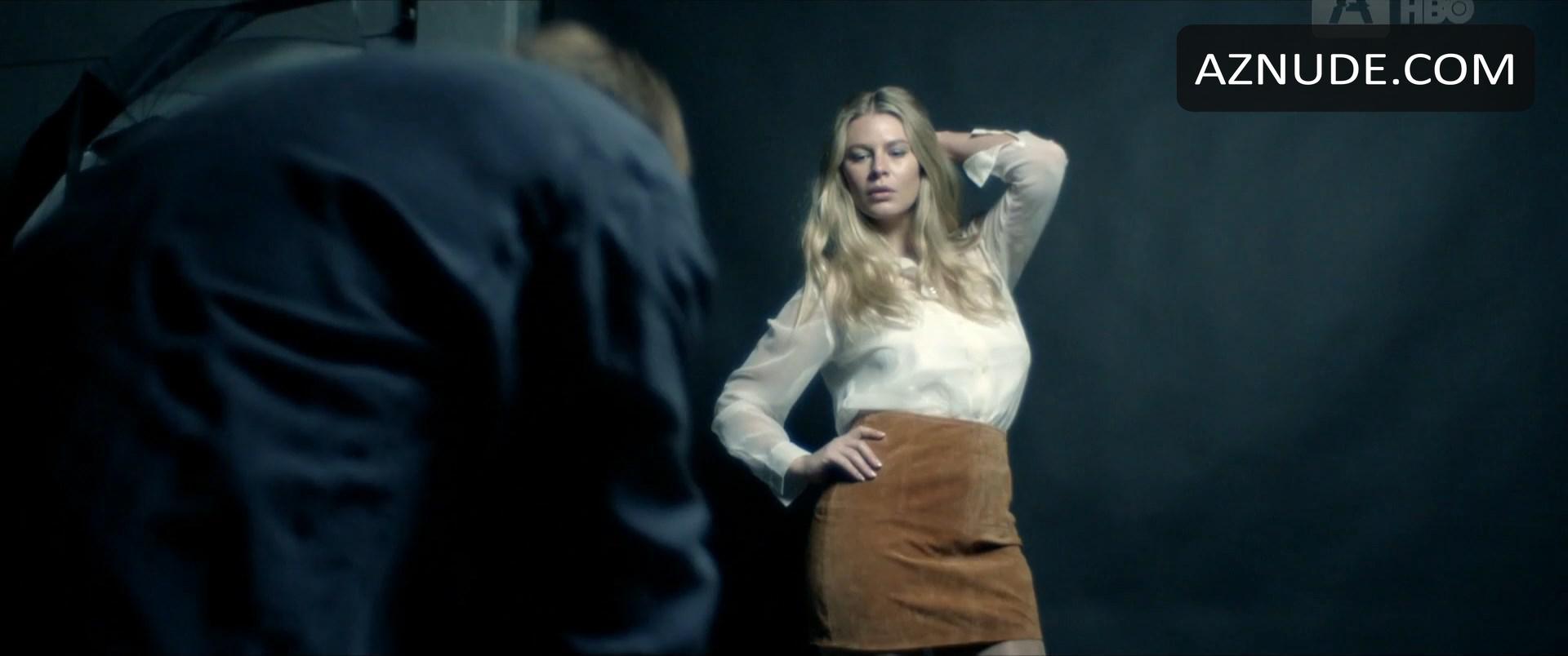 Chloe Hayward in Neil Gaiman's Likely Stories (2016-), photo 41