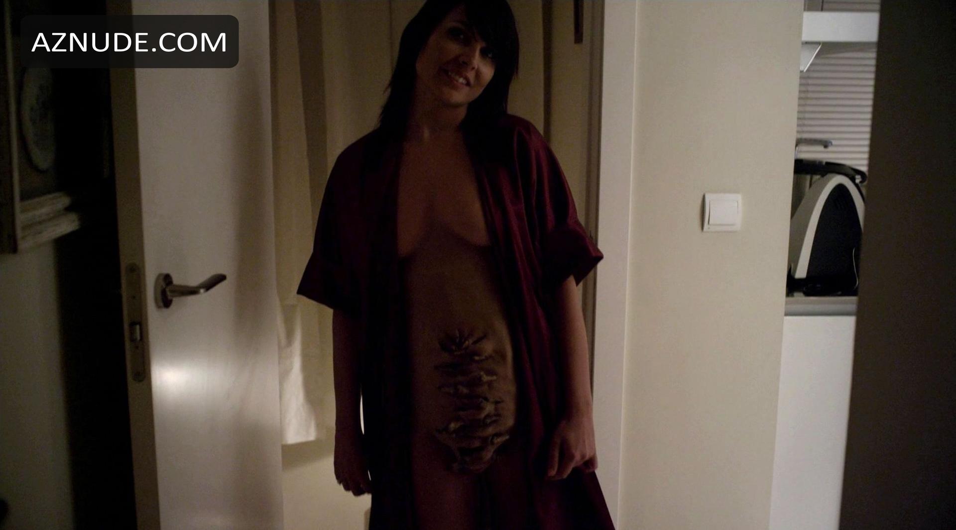 Marian Alvarez in V/h/s: Viral, photo 2