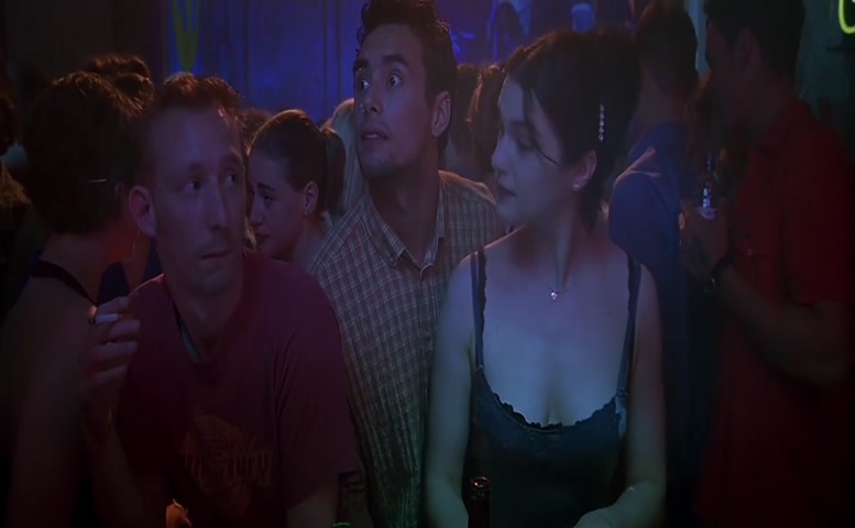 Rachel Weisz in I Want You, photo 10