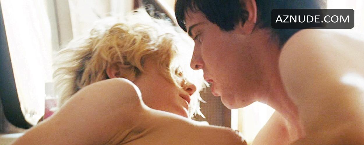 Andrea Riseborough in Love You More, photo 6
