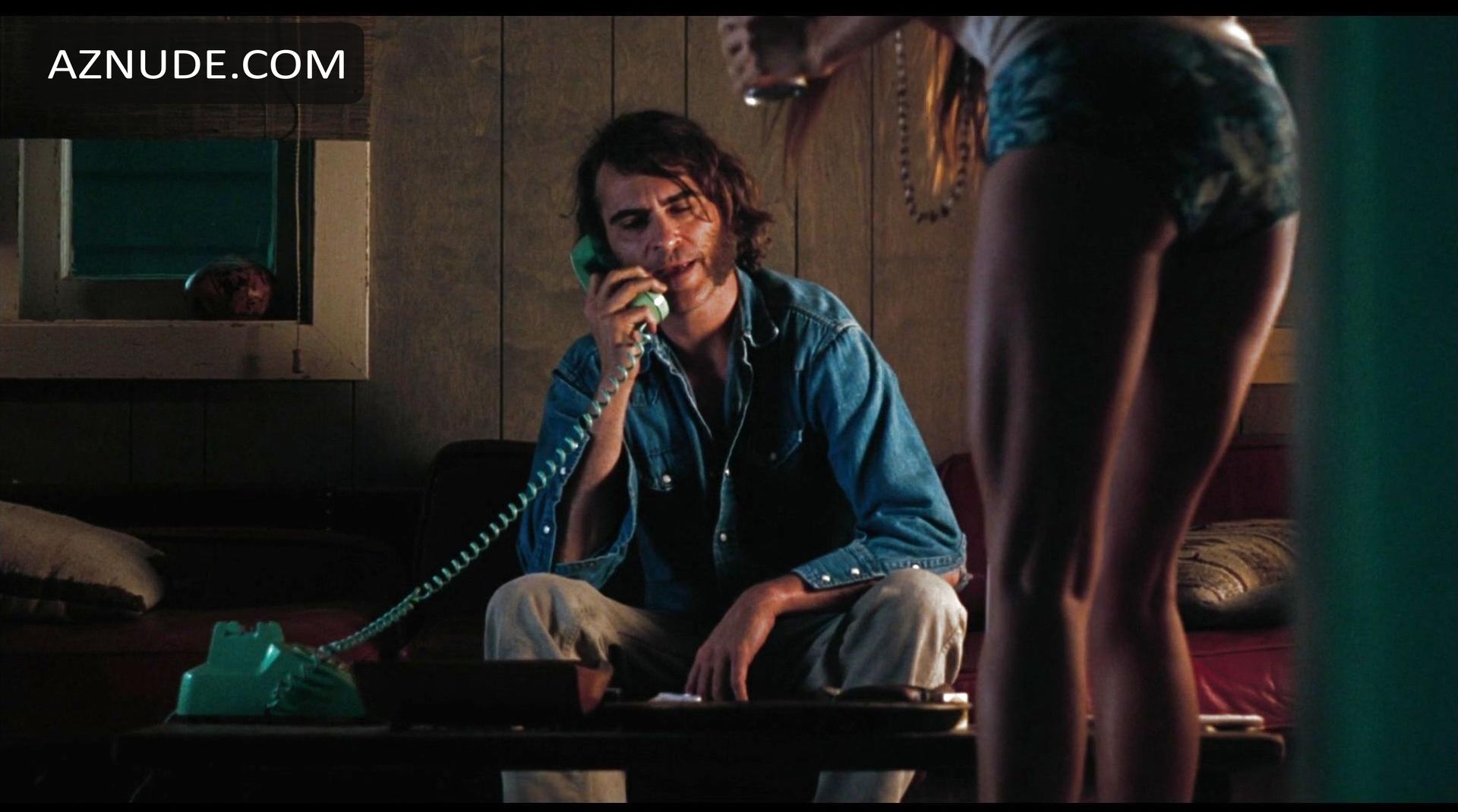 Katherine Waterston in Inherent Vice, photo 5