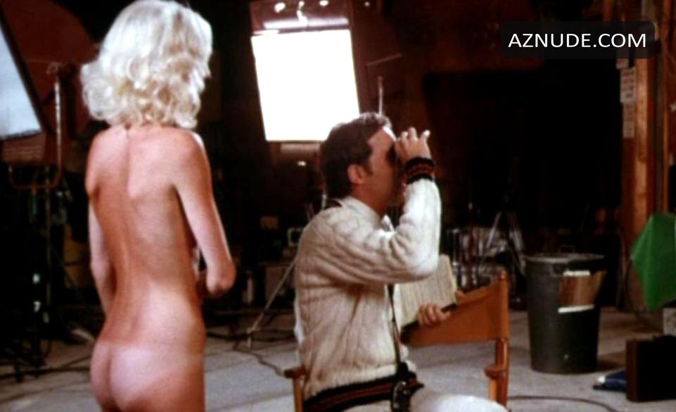 Susan Stewart in The First Nudie Musical, photo 8
