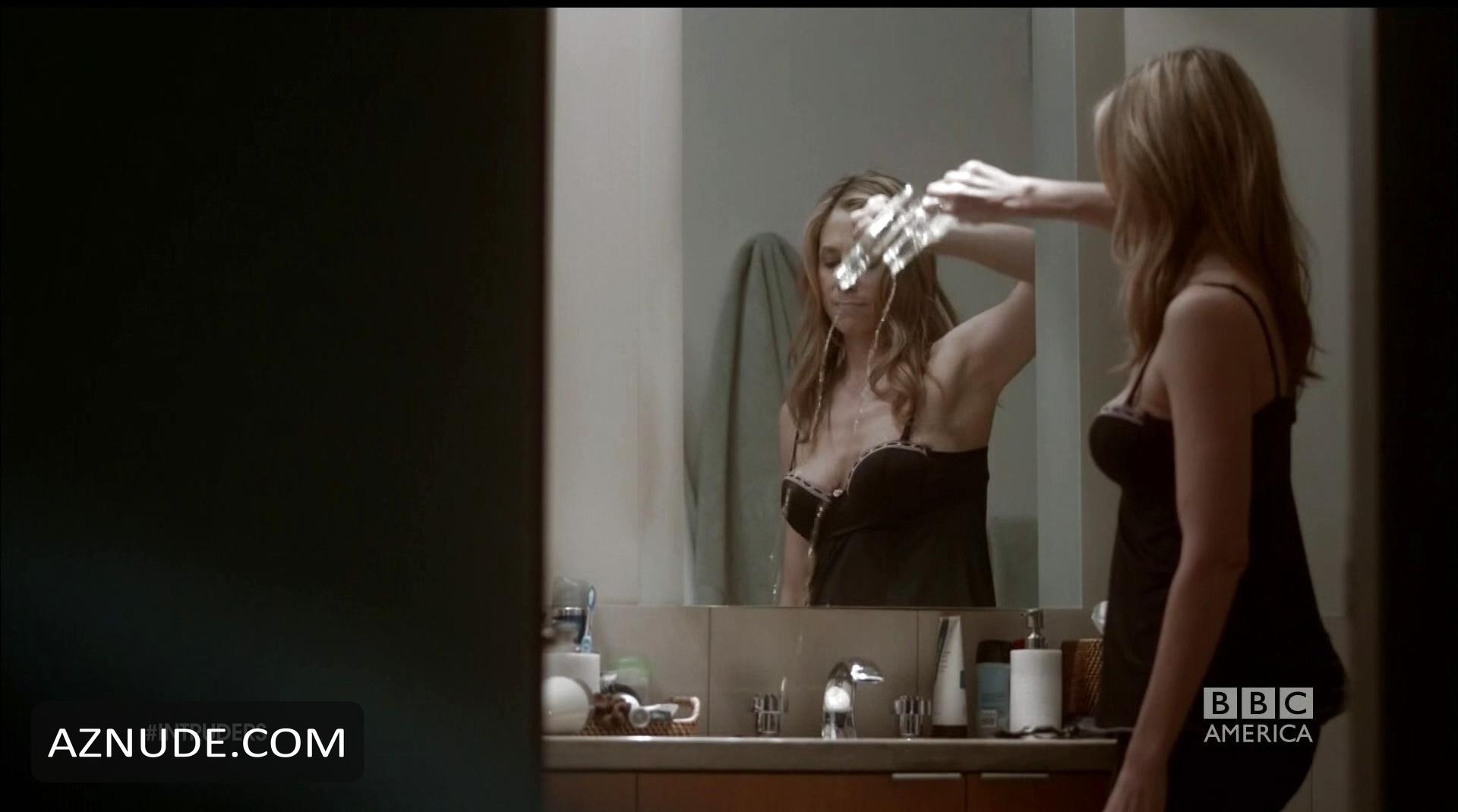 Mira Sorvino in Intruders, photo 4