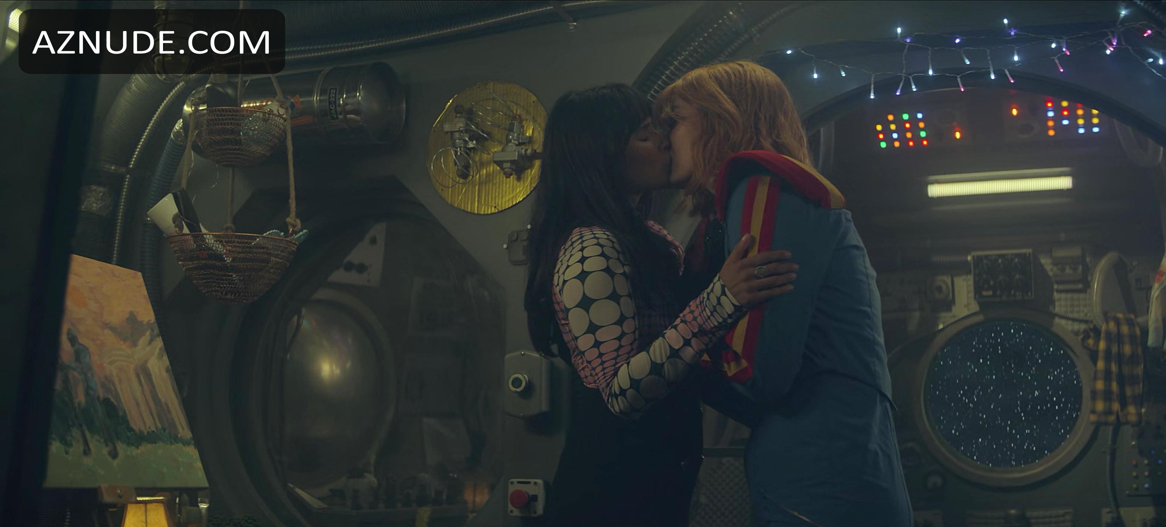 Madeline Zima in Doom Patrol (2019-), photo 1
