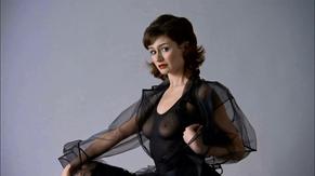 Emily Mortimer in Lovely & Amazing, photo 23