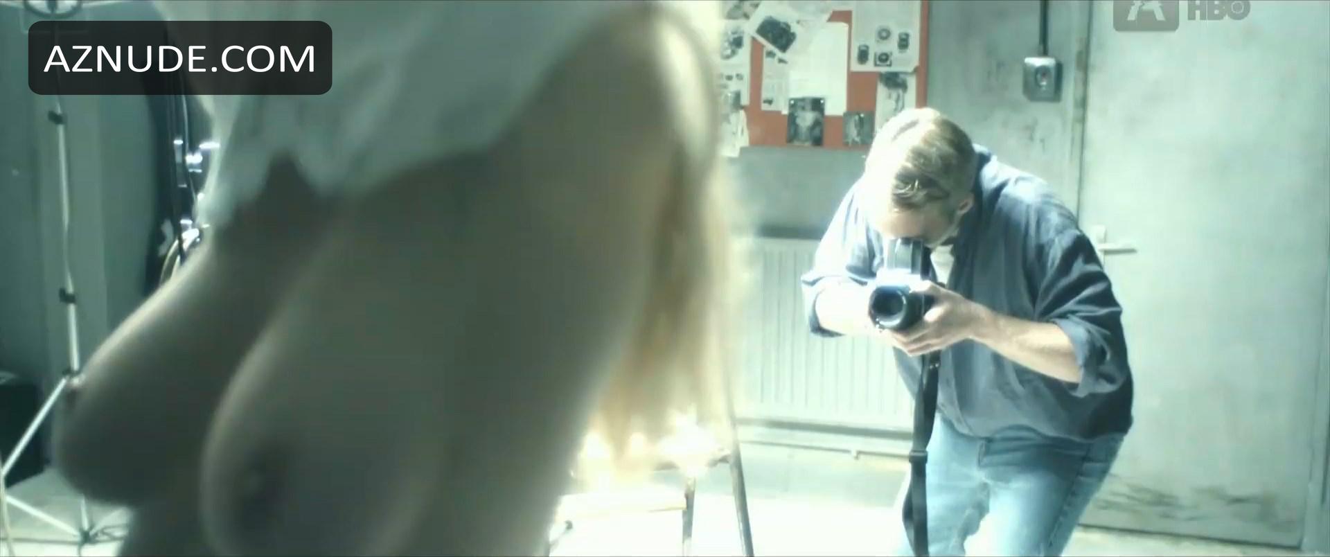 Chloe Hayward in Neil Gaiman's Likely Stories (2016-), photo 44