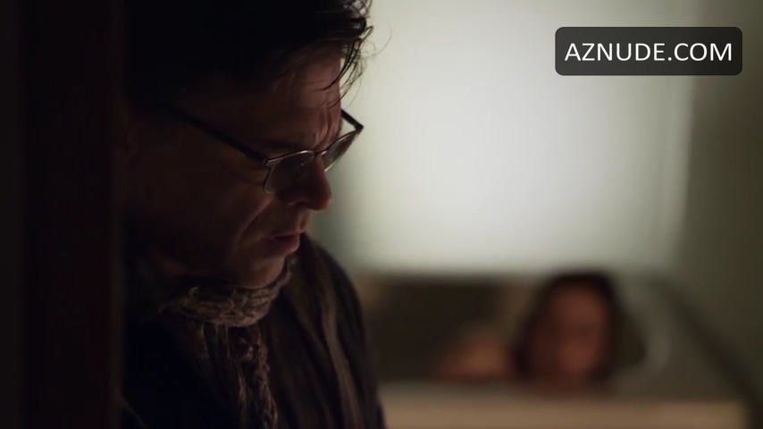Magda Apanowicz in Continuum (2012-2013), photo 13