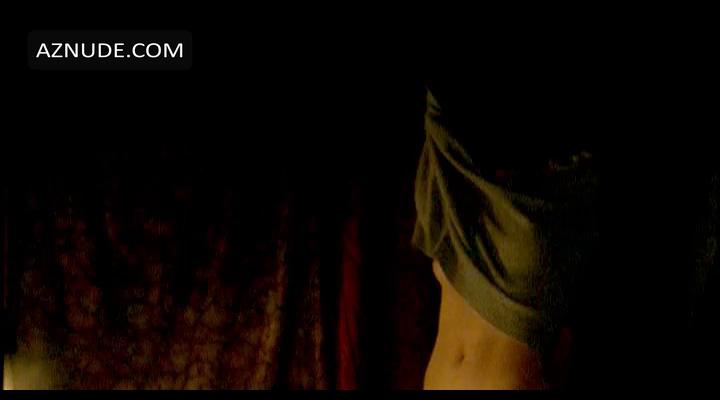 Aurelia Petit in Looking for Cheyenne, photo 3
