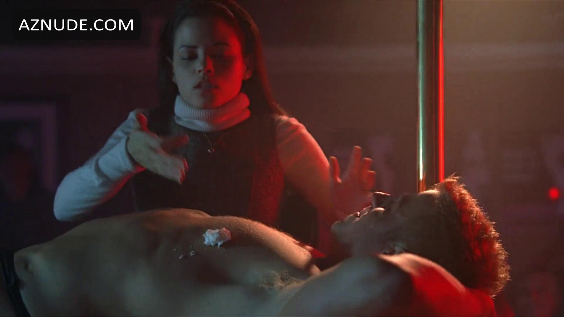 Jenna Dewan in American Virgin, photo 32