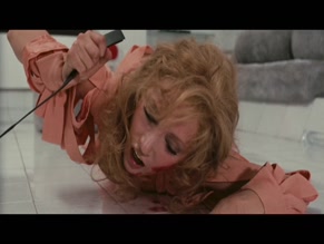 Erika Blanc in The Night Evelyn Came Out Of The Grave, photo 10